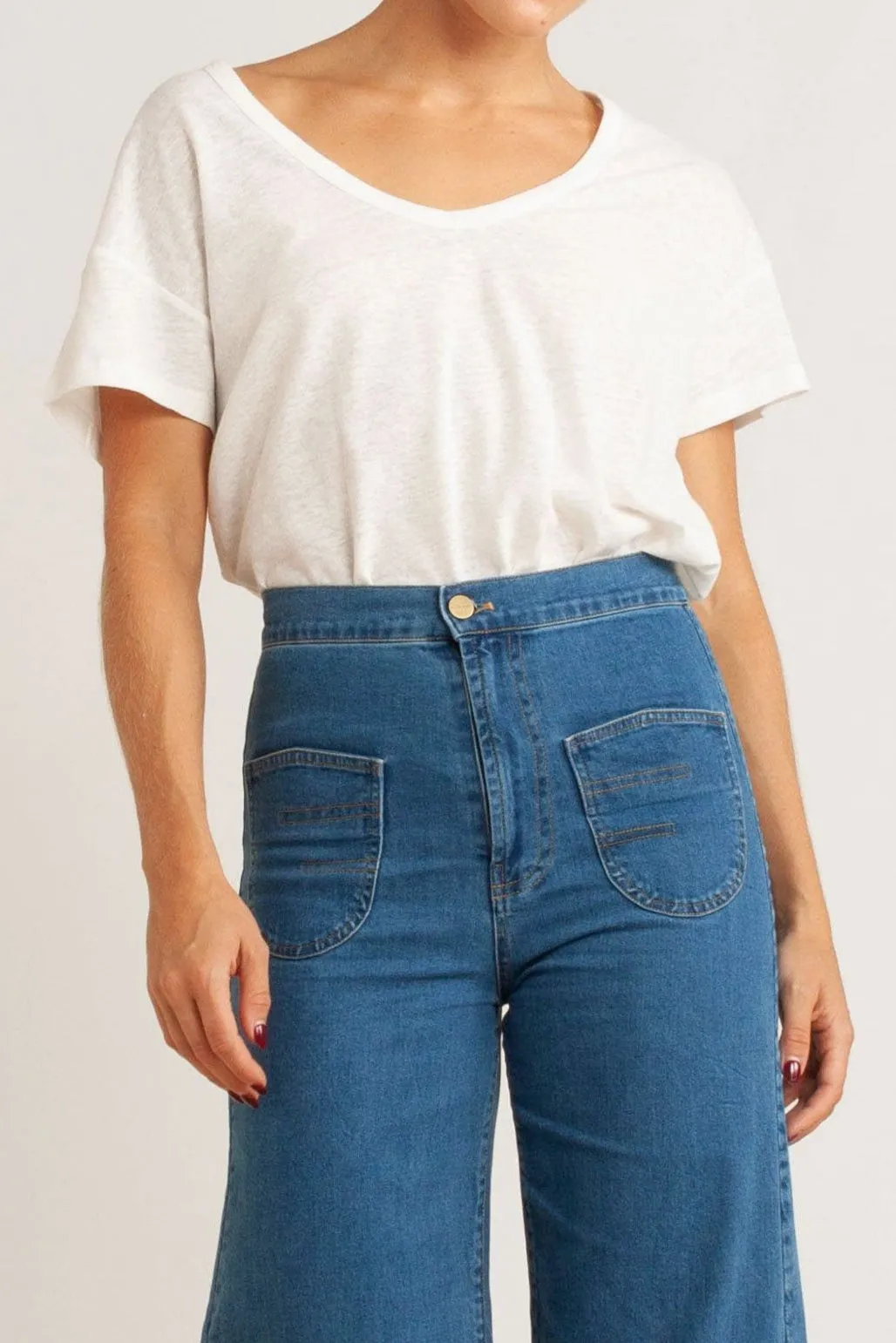 Sawyer V Neck Cotton-Linen T-Shirt